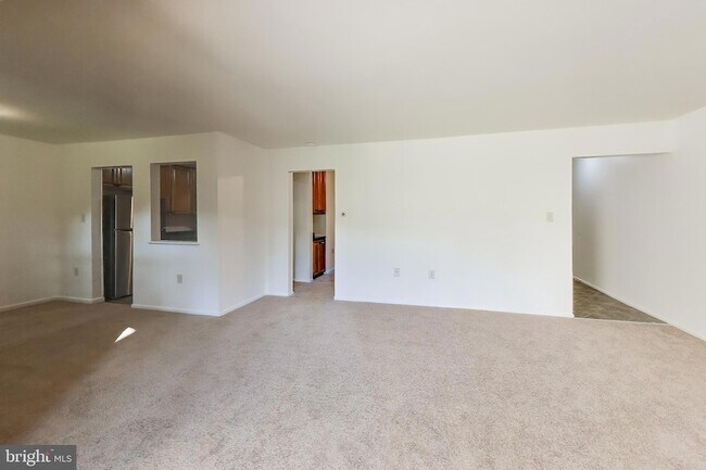 Foto del edificio - 862 College Pkwy