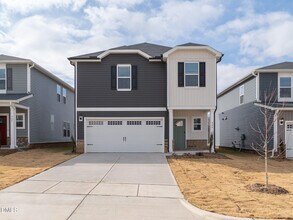 Building Photo - 924 Grand Mesa Dr