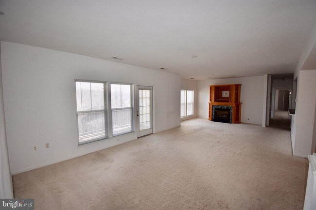 Foto del edificio - 2911 Deer Hollow Way