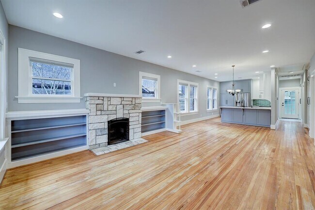 Foto del edificio - 2610 White Oak Dr