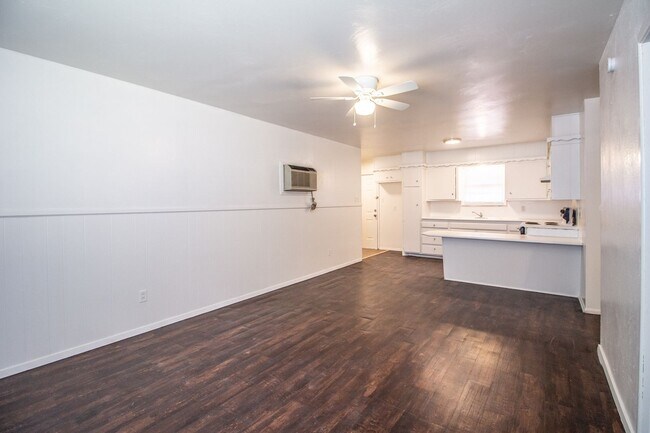Building Photo - JS 2324 62nd Street