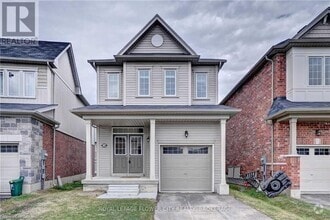 Building Photo - 15 Blacksmith Dr