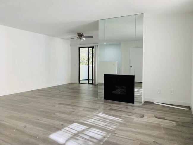 Foto del interior - 14228 Dickens St