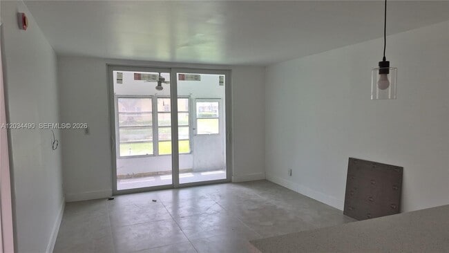 Building Photo - 6050 NW 64th Ave