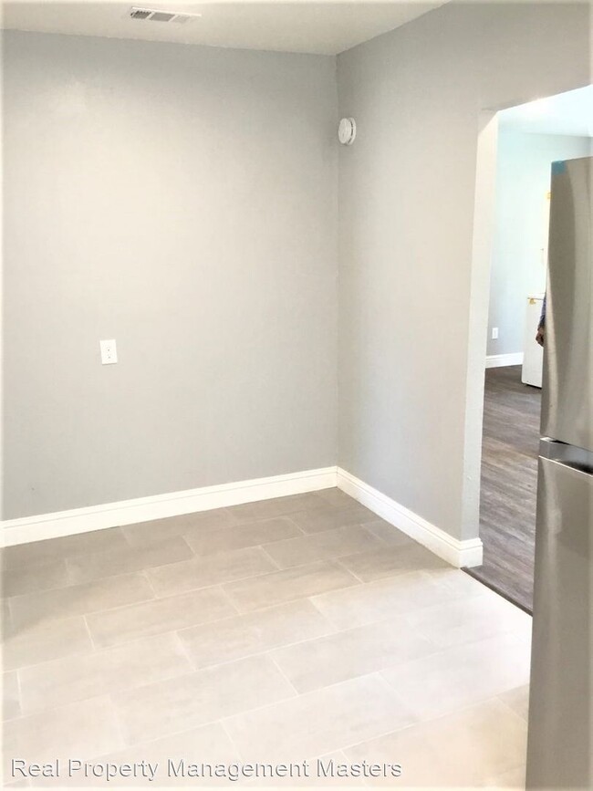 Building Photo - 2 br, 1 bath  - 1437 East Bayshore Road