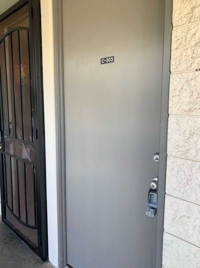 Building Photo - Northbrook-Melemanu -  2 Bedroom, 1 Bath Unit with 1 assigned parking