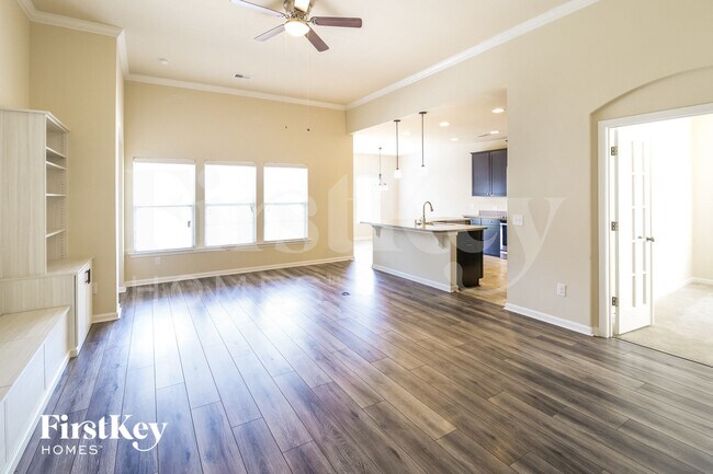 Building Photo - 117 Levis Song Ct