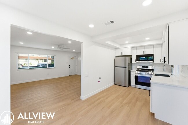 Photo - 16781 Bardon Ln Apartment