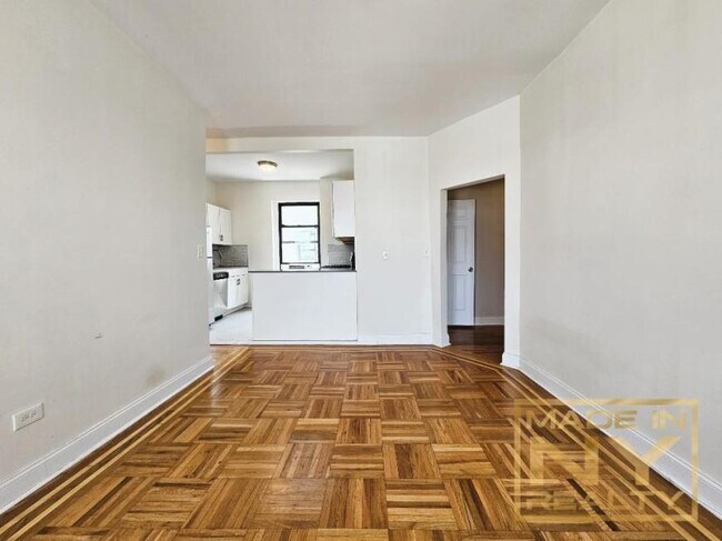 Building Photo - 1 bedroom in ASTORIA NY 11103