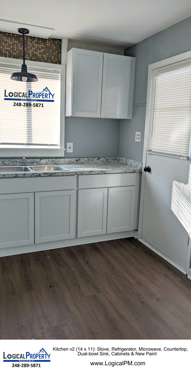 Building Photo - 3/1 Ranch w/Stove,Fridge,Microwave,Stackbl...