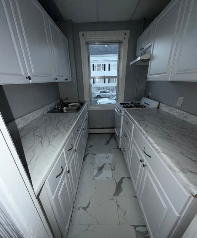 Photo - 1879 N Main St Apartment