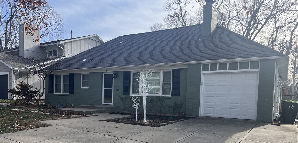 Foto principal - 2923 W 50th St