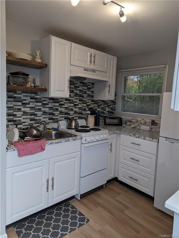 81 Maple Ave, Goshen, NY 10924 Room for Rent in Goshen, NY