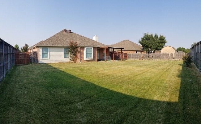 Building Photo - 229 Stanley Dr