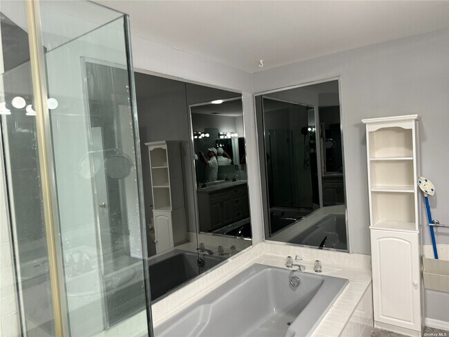 Foto del edificio - 261 Pond View Ln