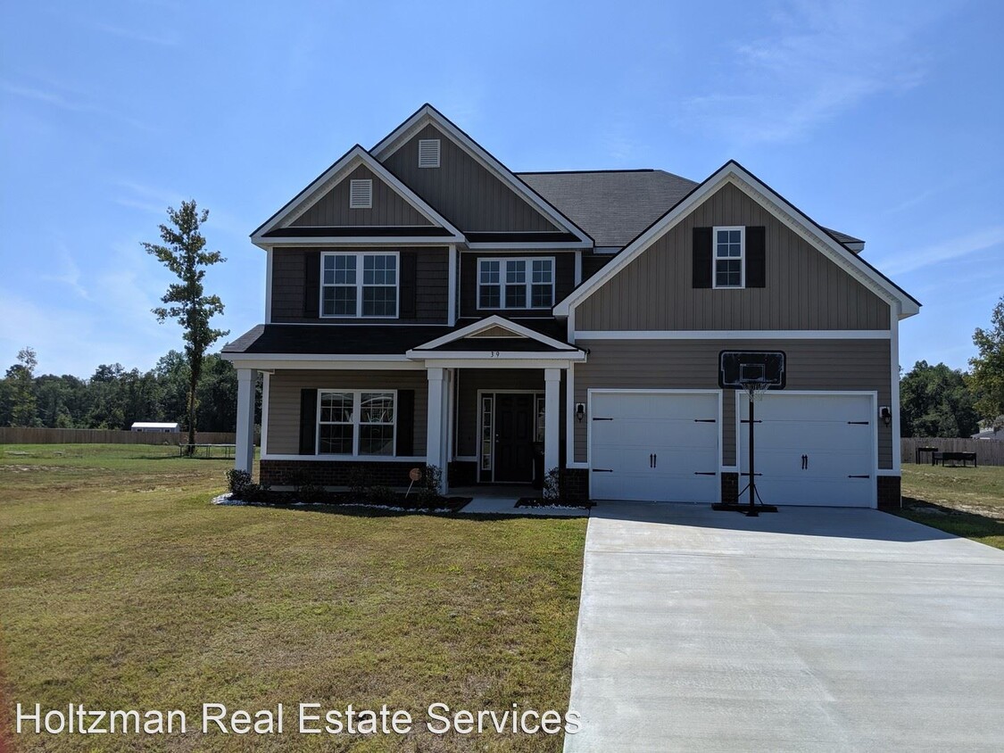 Primary Photo - 5 br, 3 bath House - 39 Red Rock Court NE