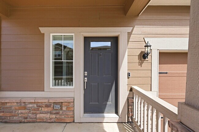 Building Photo - $2,735.95 - 3 Bed, 2.5 Bath Home in Loveland with Central AC, and In Unit Laundry!