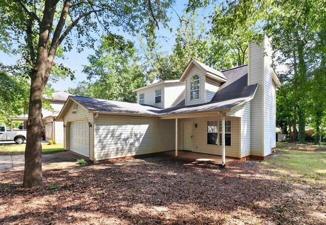 Building Photo - 7116 Markway Dr