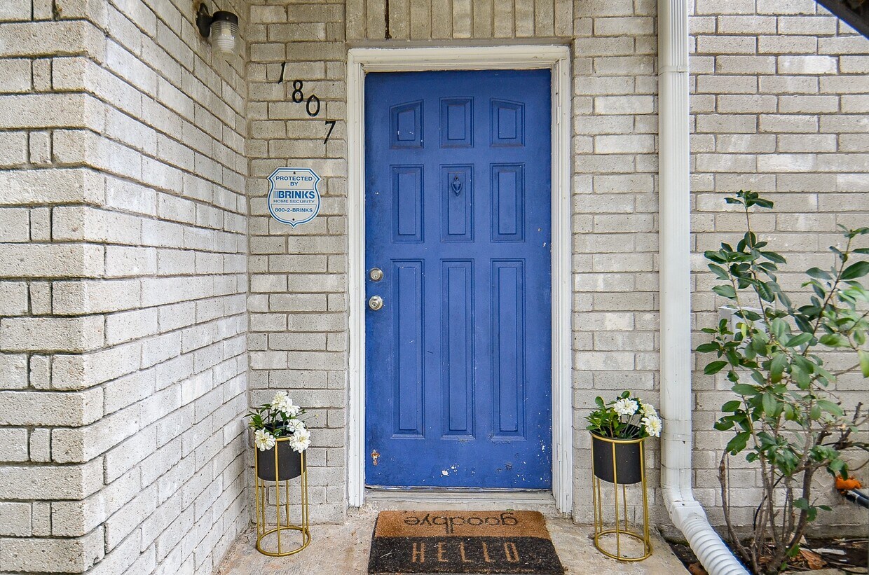 Foto principal - 9700 Leawood Blvd
