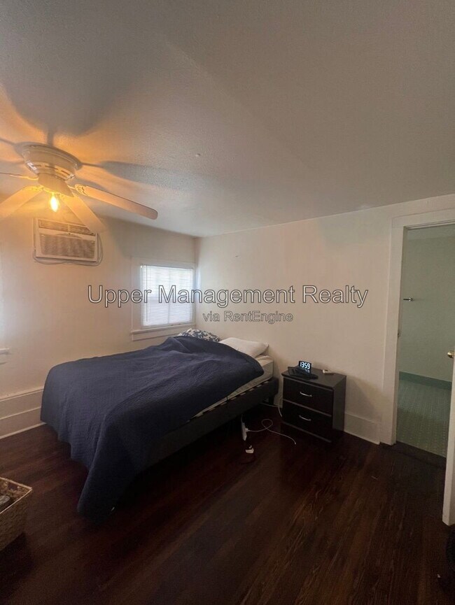 Foto del edificio - 1601 Broadway St