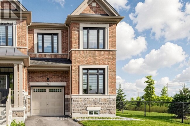 Building Photo - 90 Laing Dr.