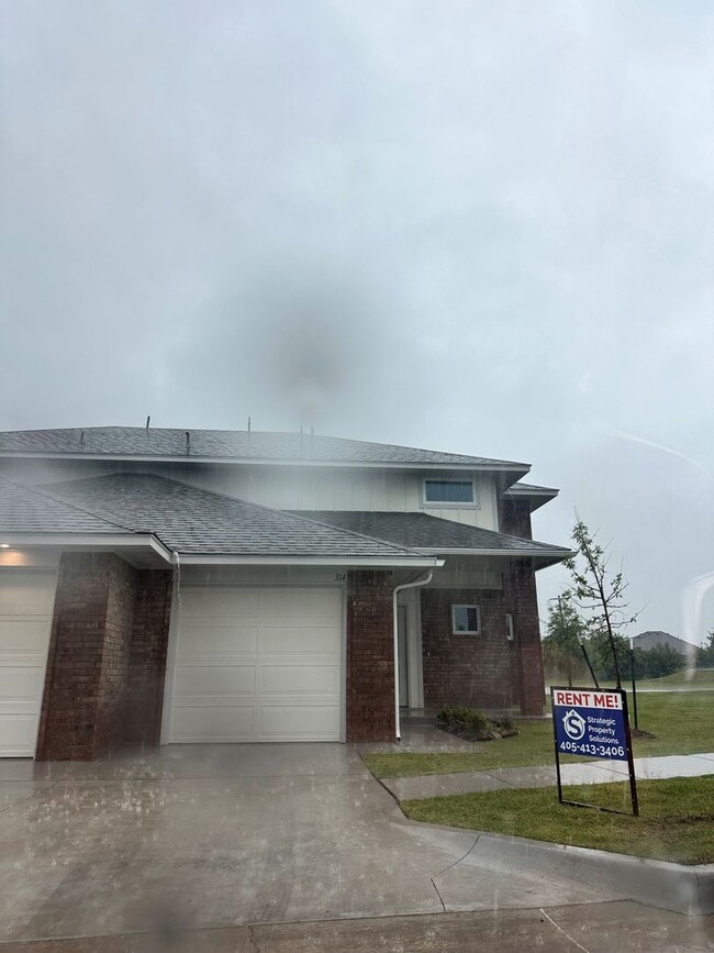 Building Photo - First Month Free!