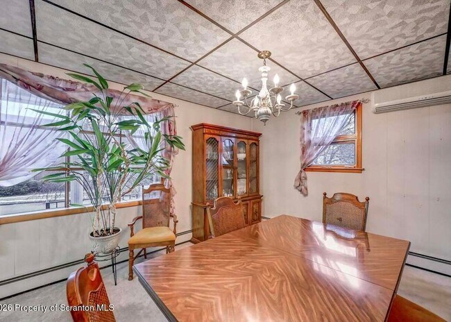 Foto del edificio - 1409 E Elm St