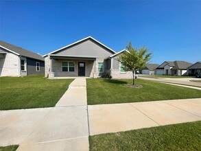 Building Photo - 4511 Oatman Dr