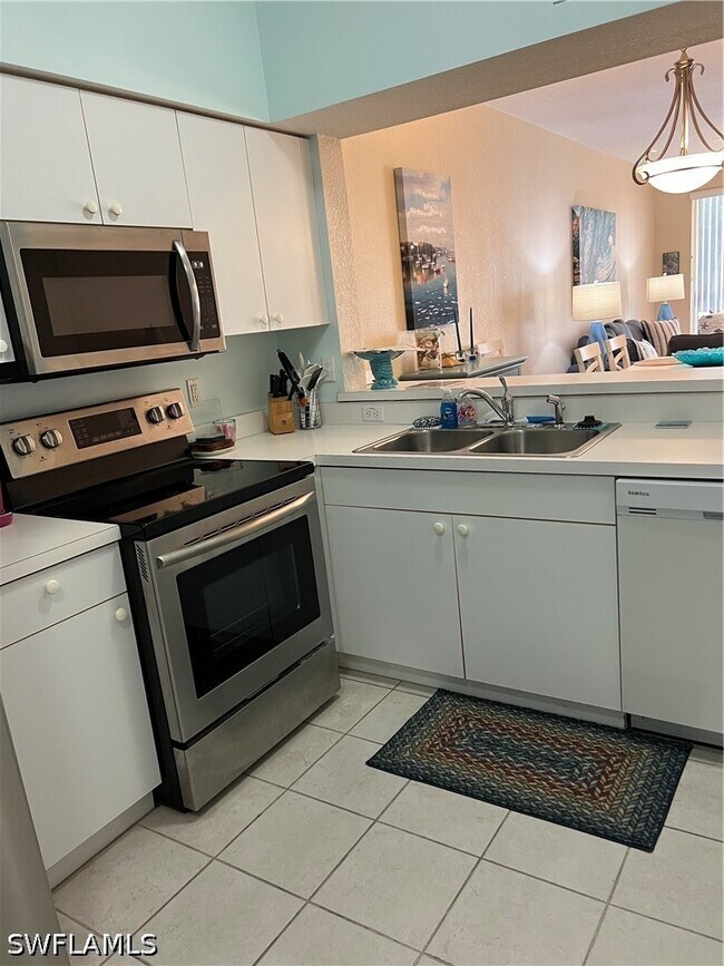 Foto del edificio - 3245 Cypress Glen Way