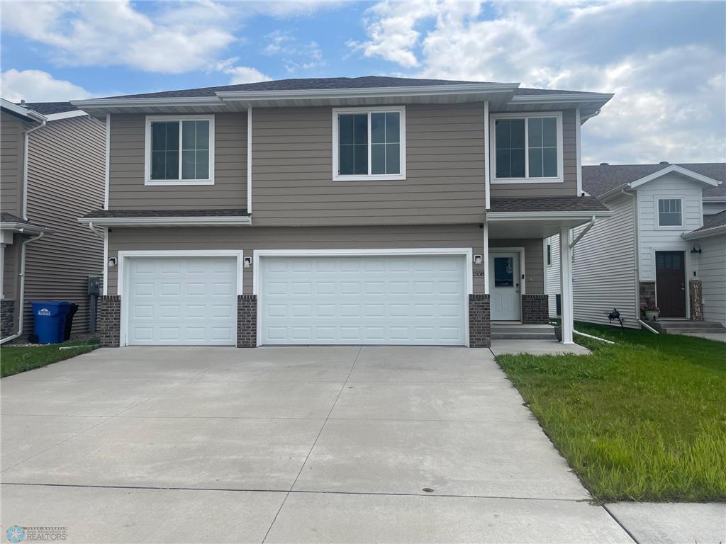 Foto principal - 1558 68th Ave S