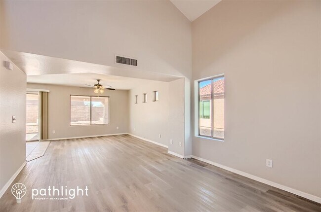 Building Photo - 1339 10Th Place, Casa Grande, AZ, 85122