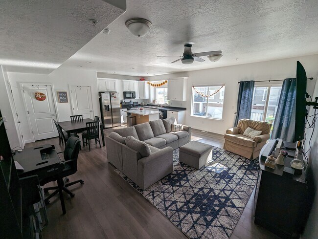 Building Photo - 4212 W Bison Park Ct