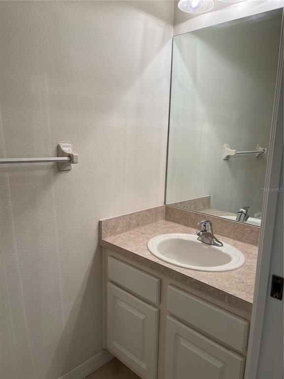 Building Photo - 6042 Parkside Meadow Dr