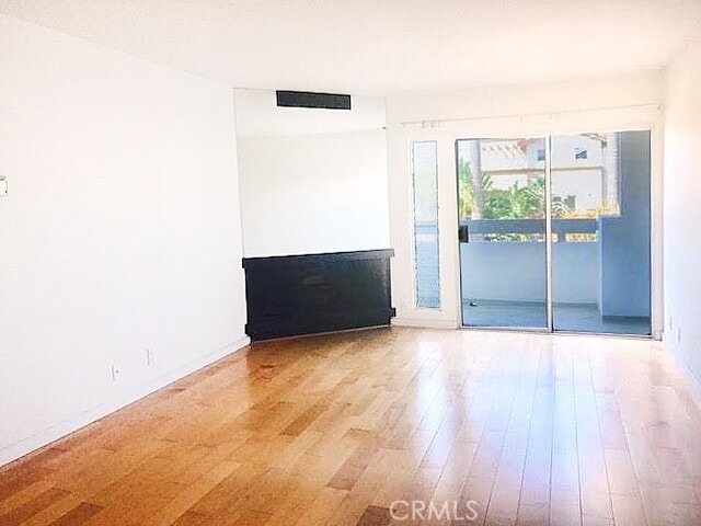 Foto del edificio - 1033 3rd St