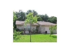 Building Photo - 1903 Aberdeen Dr