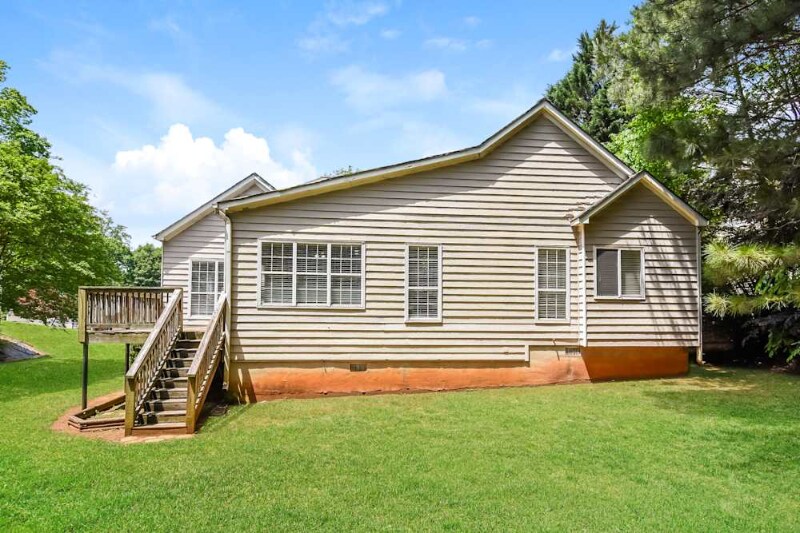 Foto principal - 2041 Stone Forest Dr