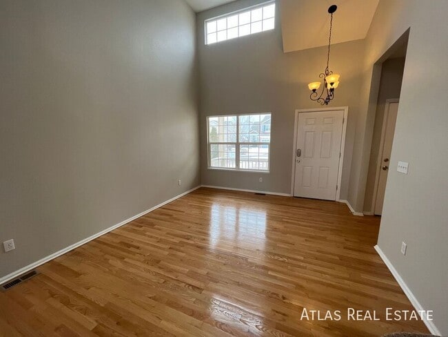 Building Photo - 6423 Elsinore Dr