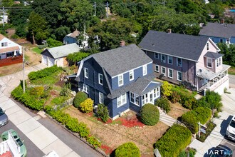 117 Pequot Ave