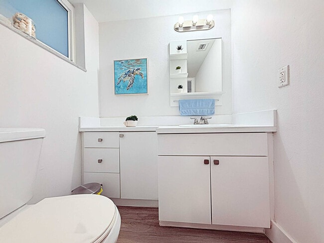 Foto del edificio - 3626 NE 168th St
