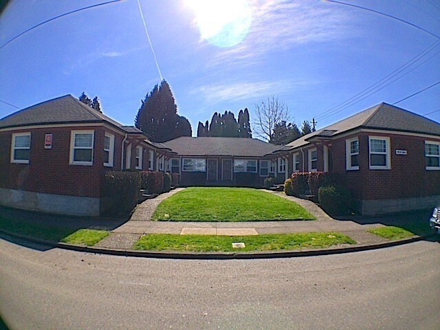 Primary Photo - 3108 NE Alberta St