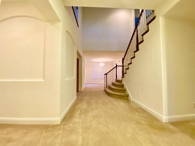 Building Photo - 11849 Cobble Brook Dr