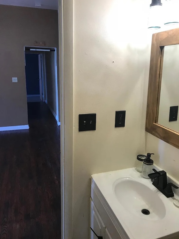 Building Photo - 728 Anderson St