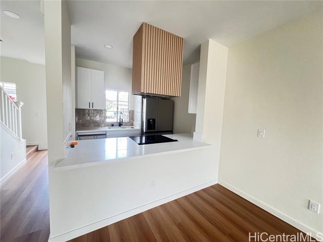 Building Photo - 94-690-690 Lumiauau St