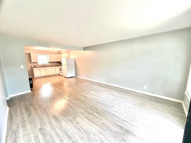 Foto del edificio - 1827 Bashford Manor Ln