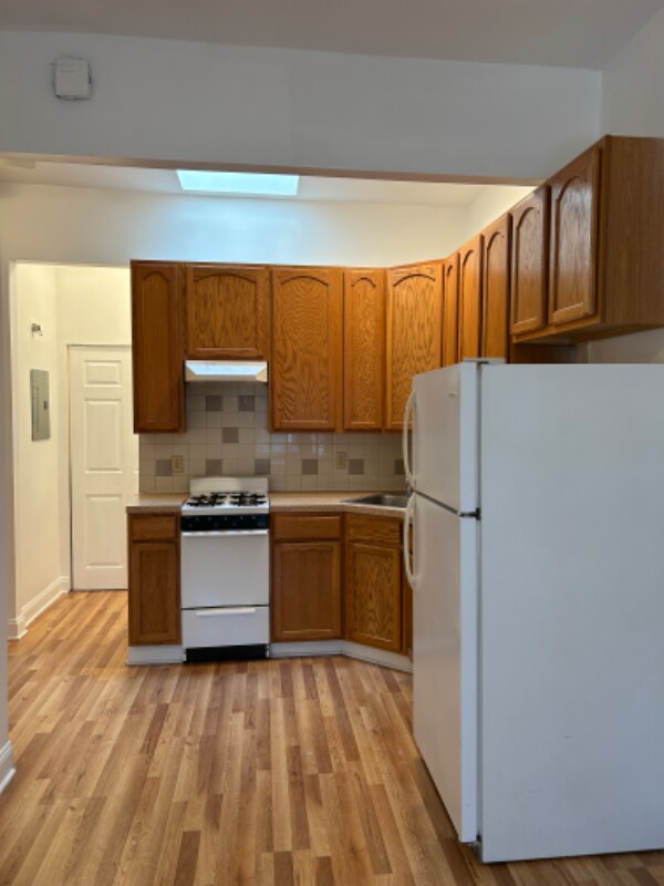 Foto del edificio - 3033 Salmon St