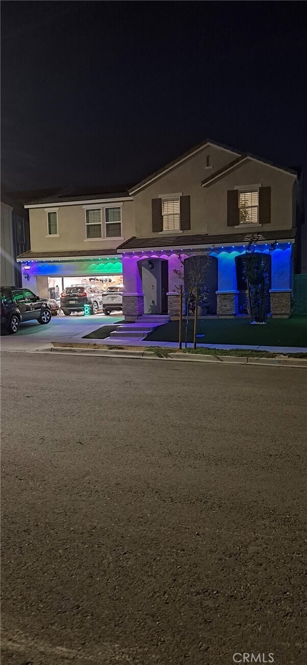 Foto del edificio - 5007 Bay Laurel Dr