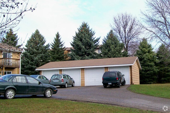 Foto del edificio - 540 Whispering Ln