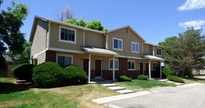 Building Photo - 725 Aztec Dr
