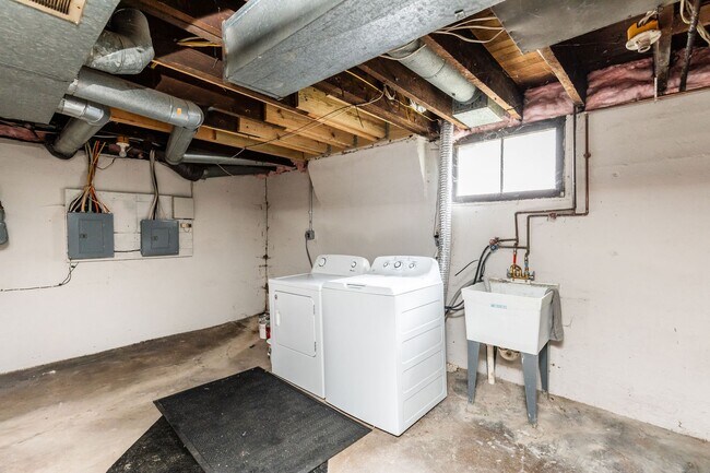 Photo - 2639 Observatory Avenue Townhome