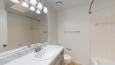 Interior Photo - Hickory Run